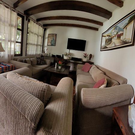 Villas Santa Ana-Ricardo Antigua Esterno foto
