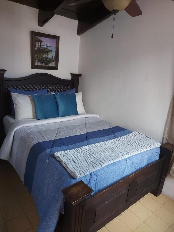 Villas Santa Ana-Ricardo Antigua Esterno foto