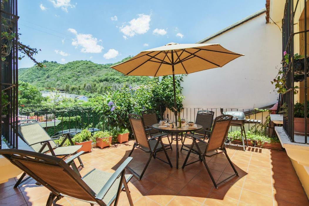 Villas Santa Ana-Ricardo Antigua Esterno foto